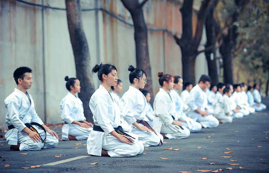how to be more disciplined