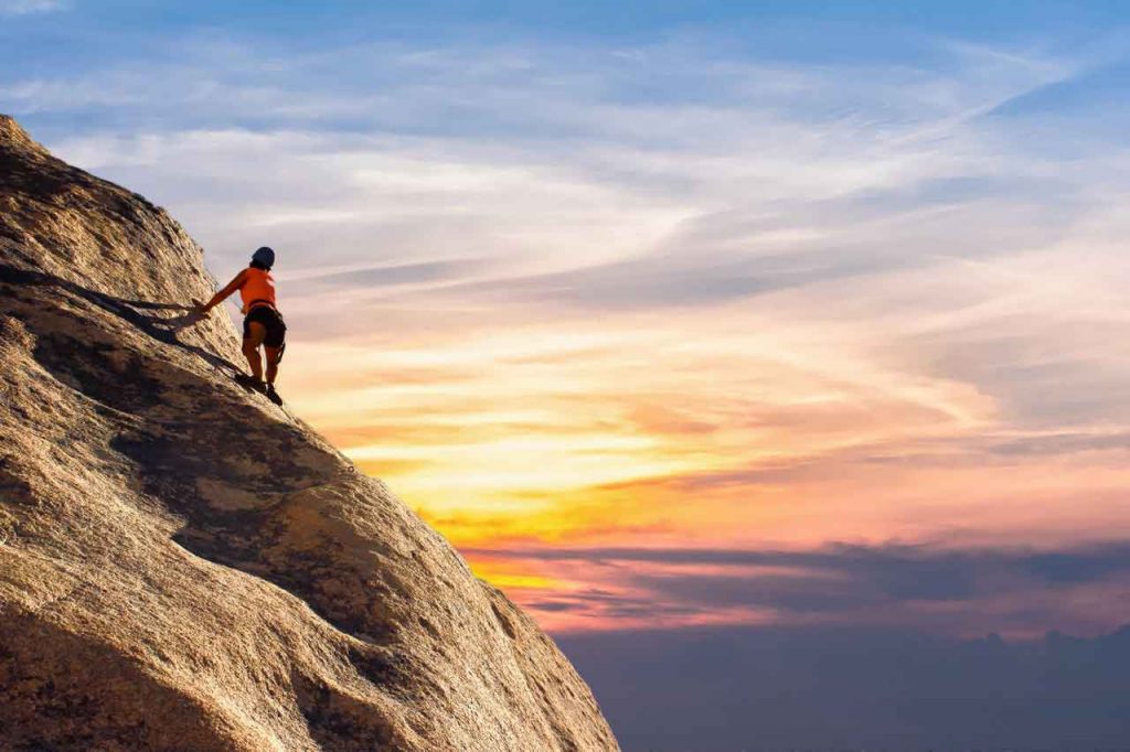 how to develop courage